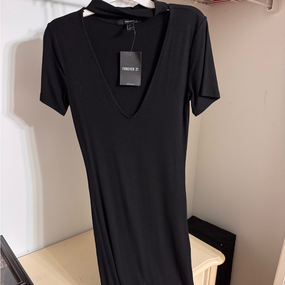 Forever 21 Black Ribbed V-Neck Dress